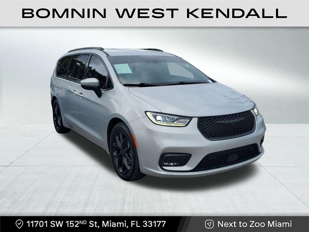 used 2023 Chrysler Pacifica car, priced at $23,990
