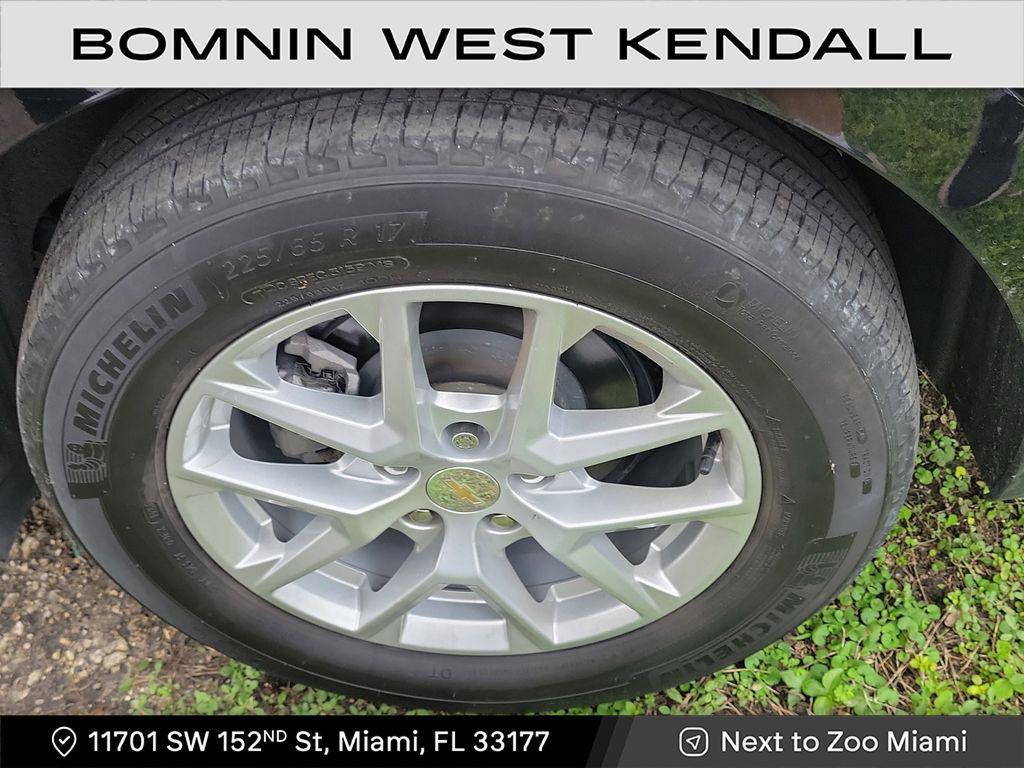 used 2024 Chevrolet Equinox car, priced at $14,990