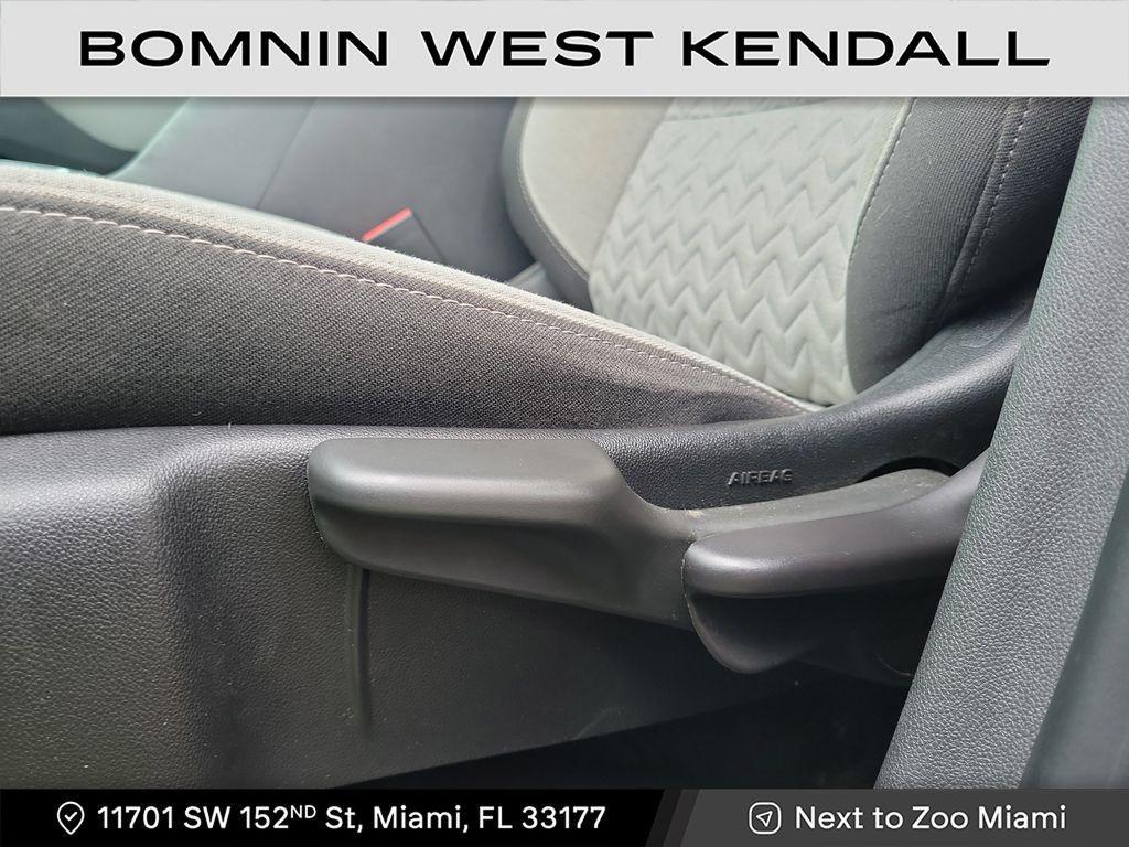 used 2024 Chevrolet Equinox car, priced at $14,990