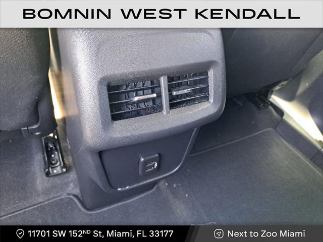 used 2023 Chevrolet Equinox car, priced at $19,490