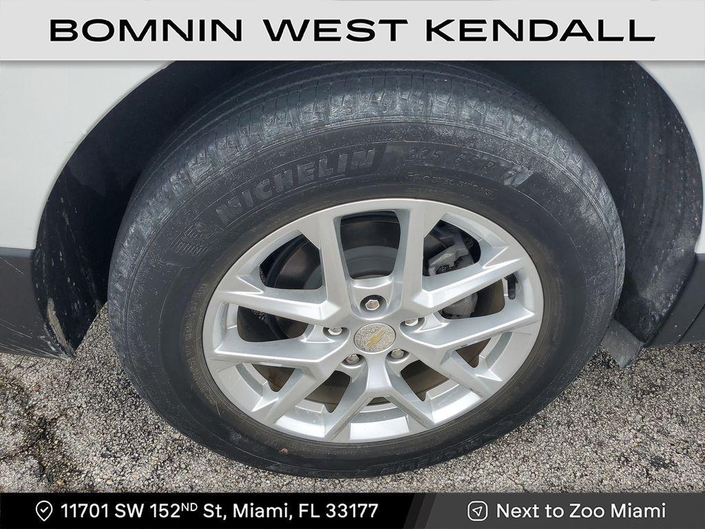 used 2022 Chevrolet Equinox car, priced at $13,990