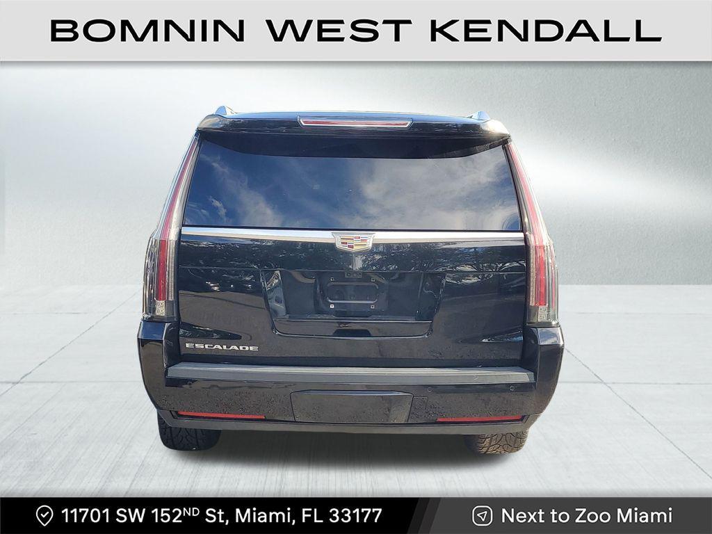 used 2019 Cadillac Escalade ESV car, priced at $33,490