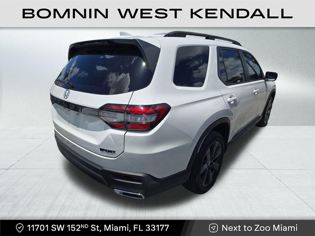 used 2023 Honda Pilot car, priced at $35,990