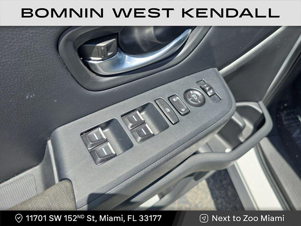 used 2023 Honda Pilot car, priced at $35,990