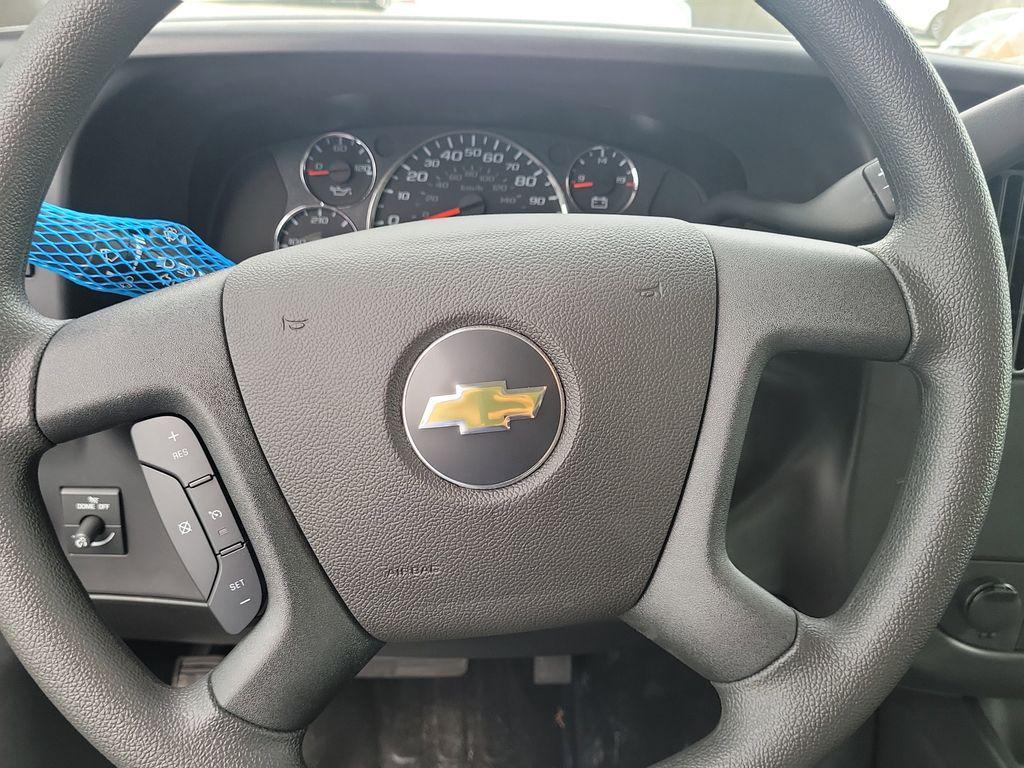 new 2025 Chevrolet Express 2500 car, priced at $37,758