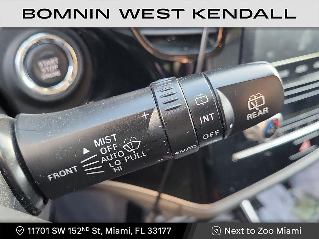 used 2020 Mitsubishi Outlander car, priced at $13,490