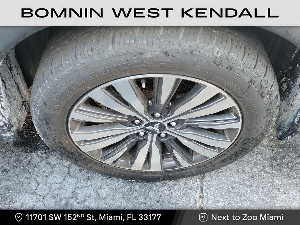 used 2020 Mitsubishi Outlander car, priced at $13,490