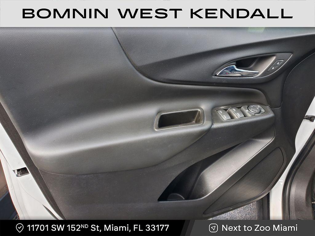 used 2022 Chevrolet Equinox car, priced at $11,490