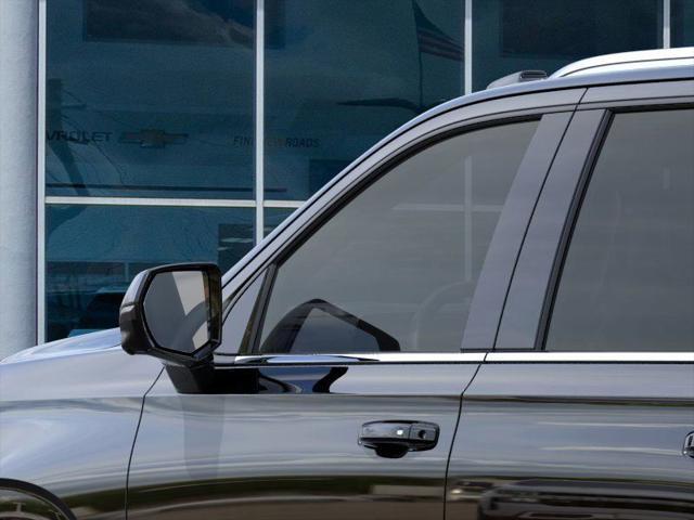 new 2025 Chevrolet Suburban car, priced at $67,123