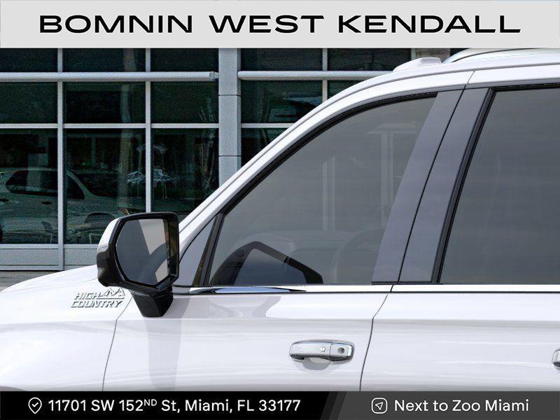 used 2025 Chevrolet Suburban car, priced at $84,990