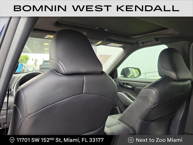 used 2024 Toyota Highlander car, priced at $37,990