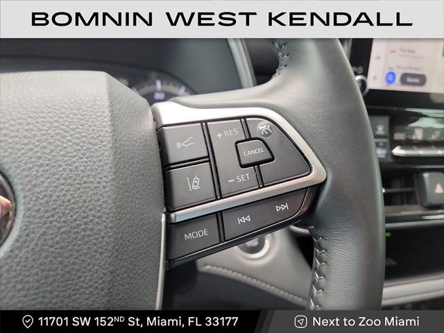 used 2024 Toyota Highlander car, priced at $37,990