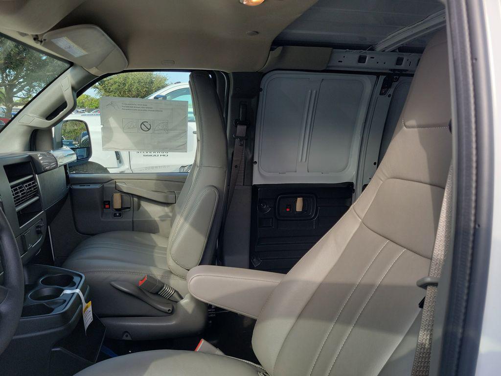 new 2025 Chevrolet Express 2500 car, priced at $39,150