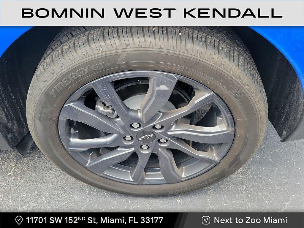 used 2024 Chevrolet Equinox car, priced at $19,990