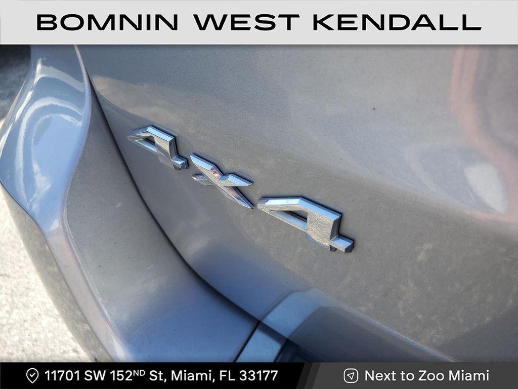 used 2018 Jeep Grand Cherokee car, priced at $15,490