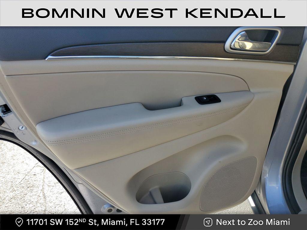 used 2018 Jeep Grand Cherokee car, priced at $15,490