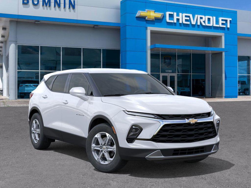 new 2025 Chevrolet Blazer car, priced at $27,760