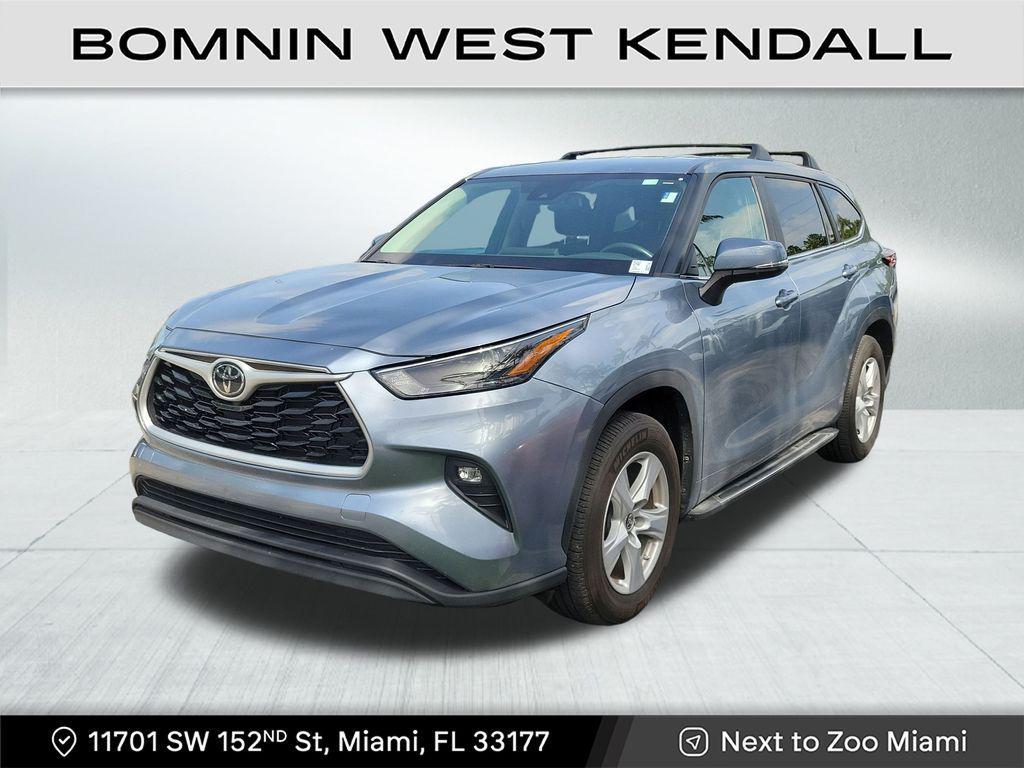 used 2024 Toyota Highlander car, priced at $31,990