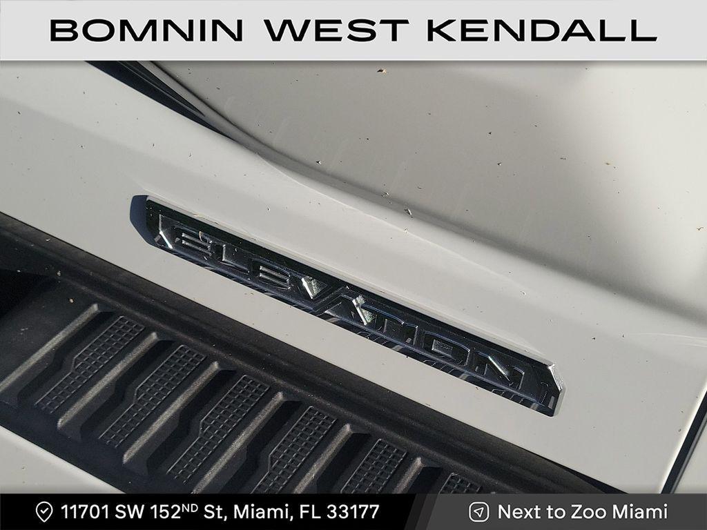 used 2023 GMC Sierra 1500 car, priced at $39,990