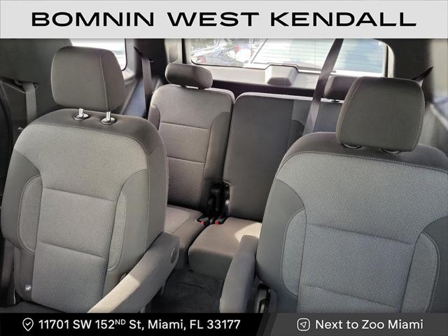 used 2022 Chevrolet Traverse car, priced at $27,990