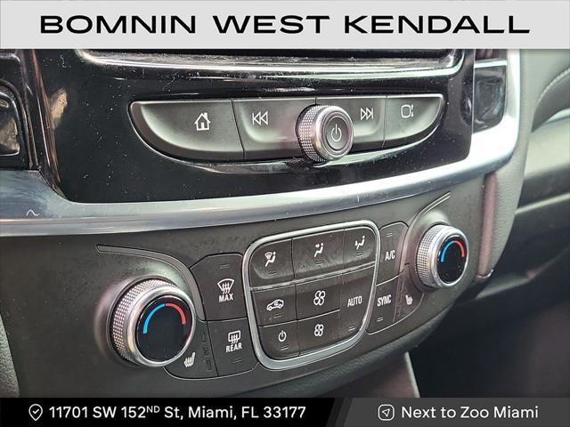 used 2022 Chevrolet Traverse car, priced at $27,990