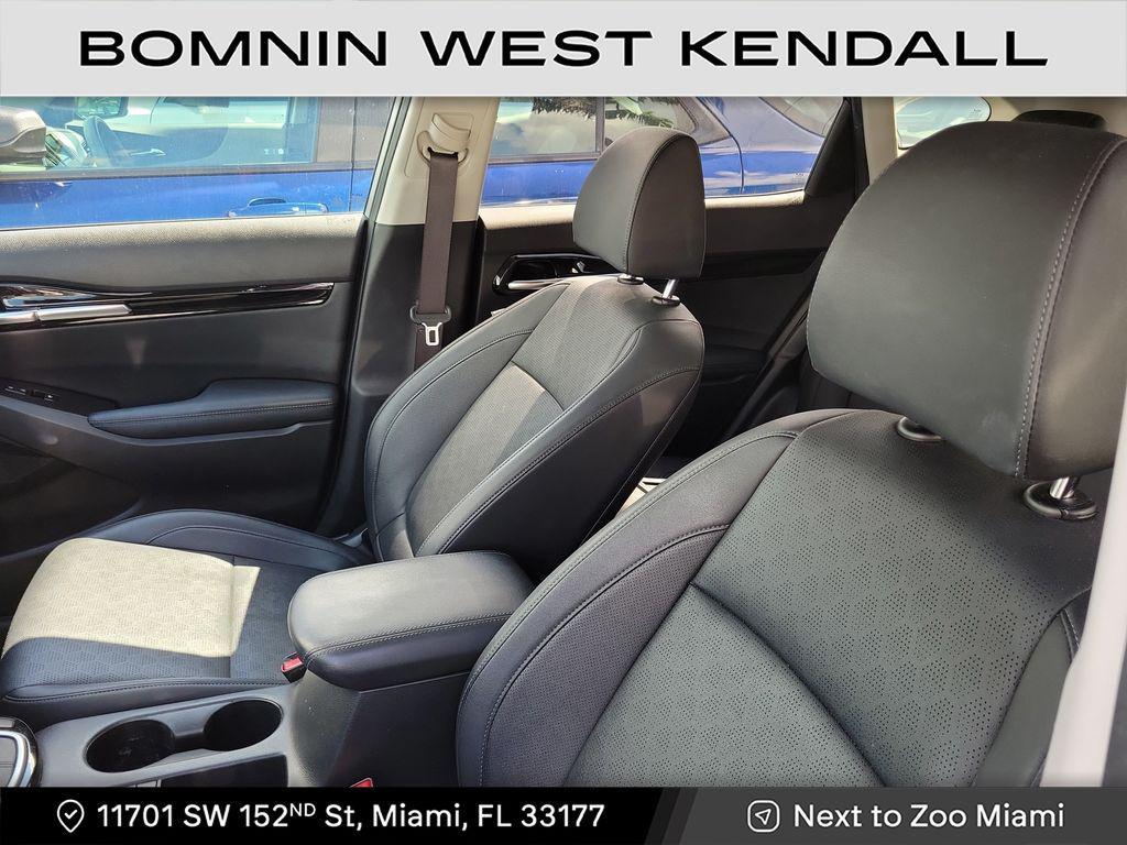 used 2023 Kia Seltos car, priced at $19,990