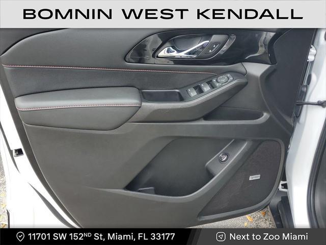 used 2023 Chevrolet Traverse car, priced at $33,990