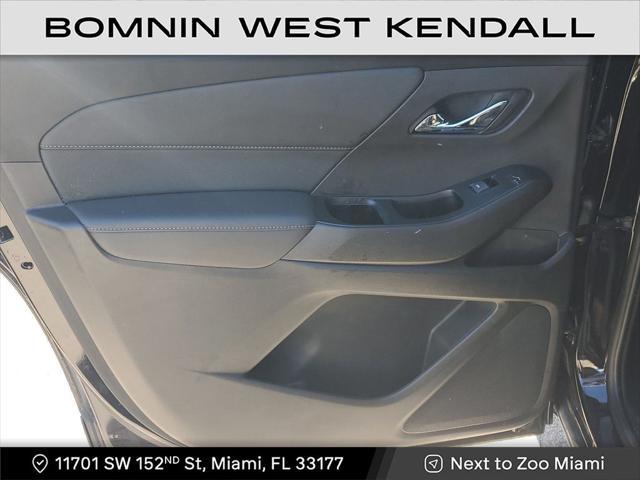 used 2023 Chevrolet Traverse car, priced at $37,990