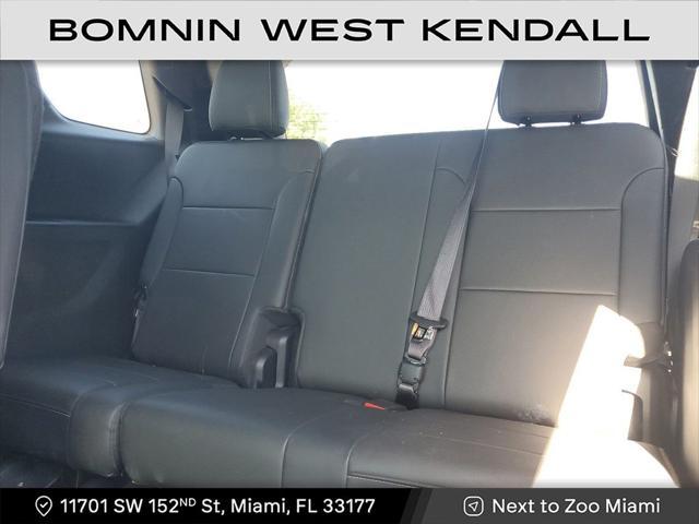used 2023 Chevrolet Traverse car, priced at $37,990