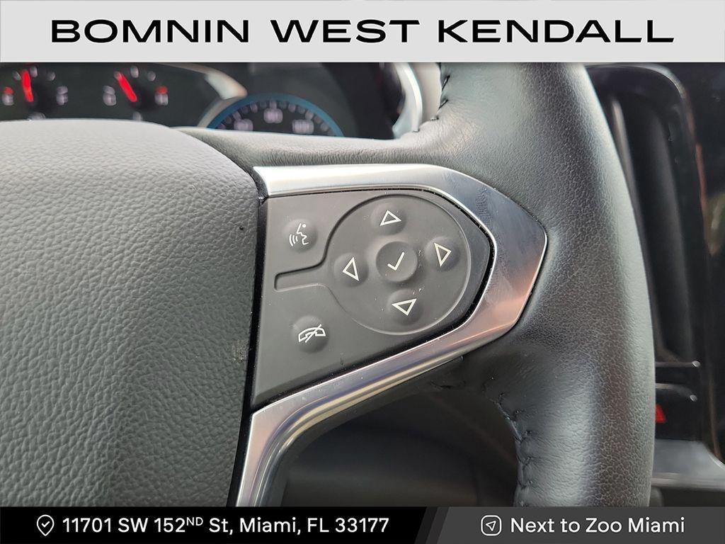 used 2022 Chevrolet Traverse car, priced at $28,490