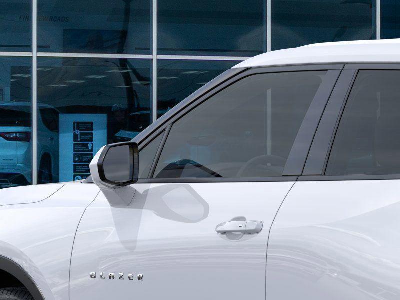 new 2025 Chevrolet Blazer car, priced at $28,260