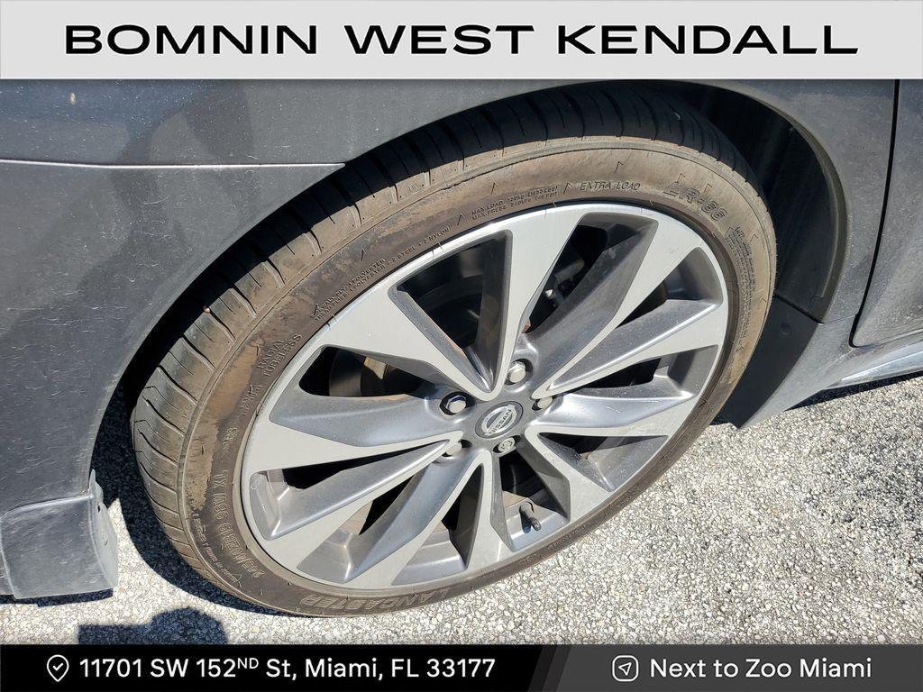 used 2022 Nissan Maxima car, priced at $28,990