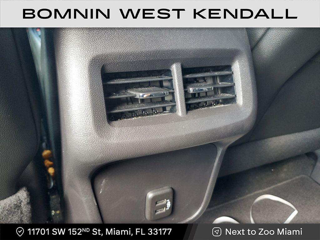 used 2024 Chevrolet Equinox car, priced at $19,490
