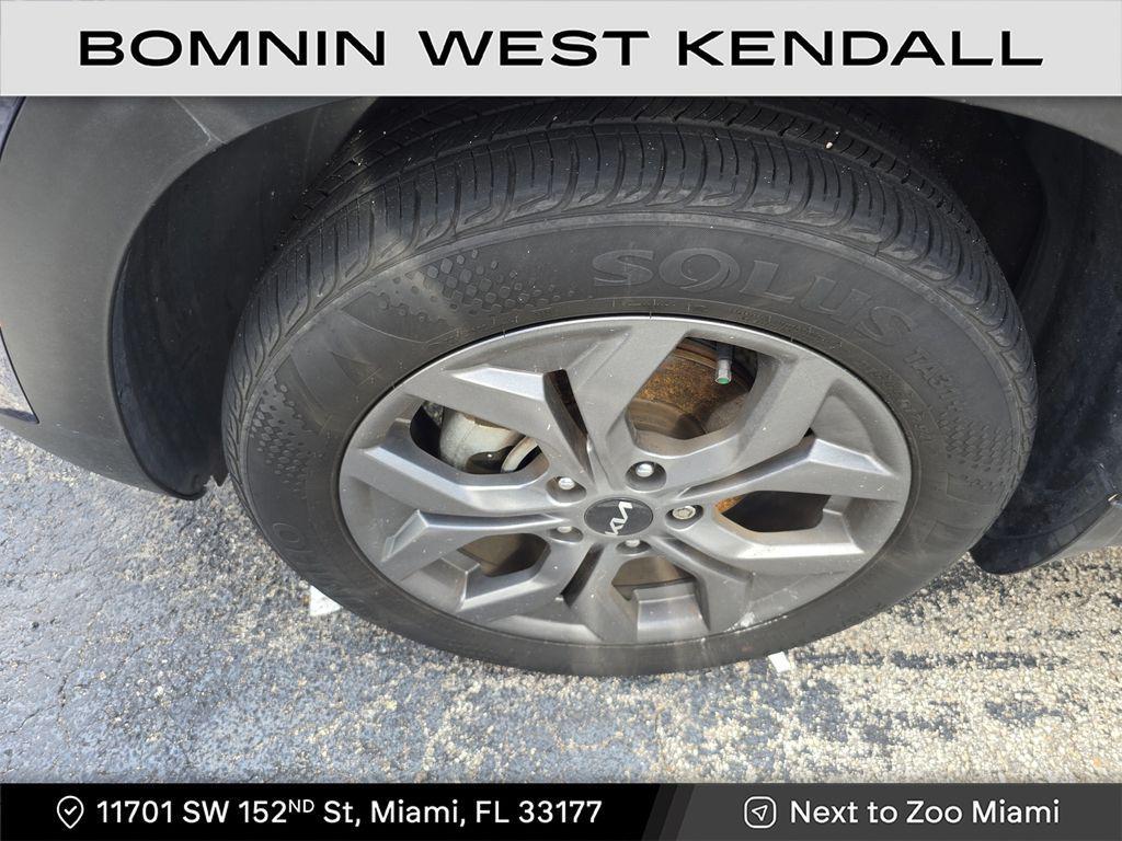 used 2024 Kia Seltos car, priced at $18,490