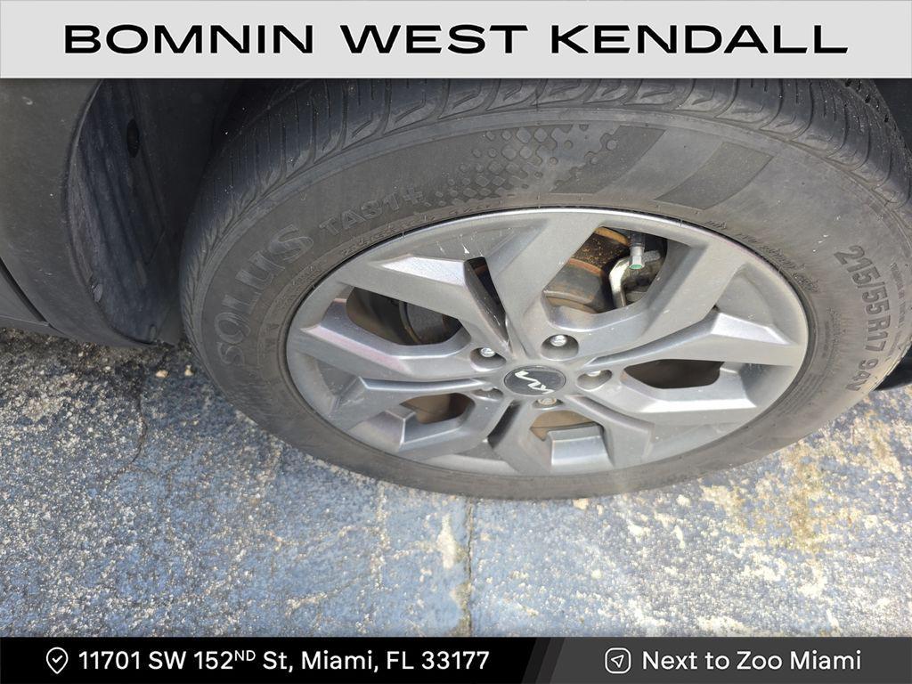 used 2024 Kia Seltos car, priced at $18,490