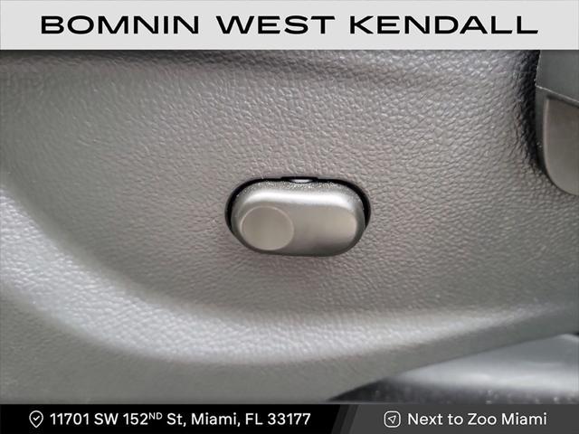 used 2022 Chevrolet Trax car, priced at $14,990