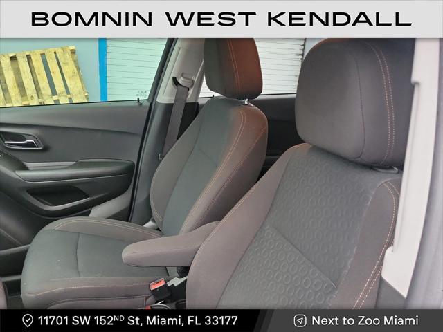 used 2022 Chevrolet Trax car, priced at $14,990