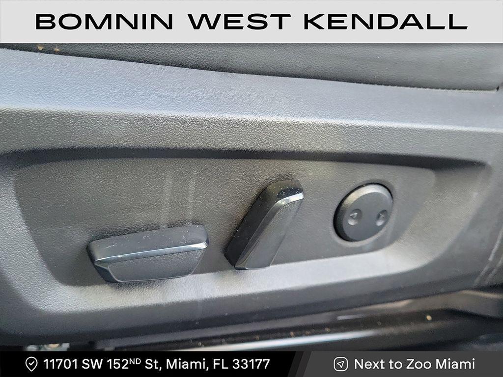used 2024 Mitsubishi Outlander car, priced at $25,490