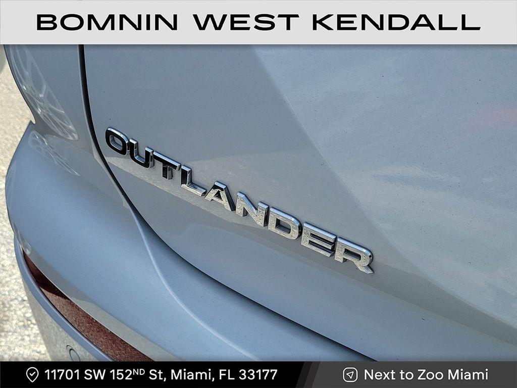 used 2023 Mitsubishi Outlander car, priced at $20,990