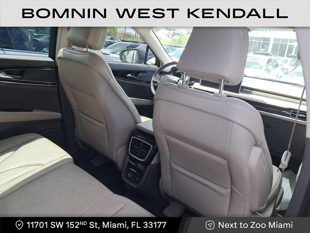 used 2023 Lincoln Nautilus car, priced at $29,990