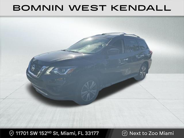 used 2020 Nissan Pathfinder car, priced at $17,490