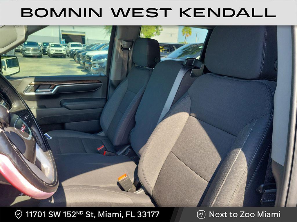 used 2024 GMC Sierra 1500 car, priced at $39,990