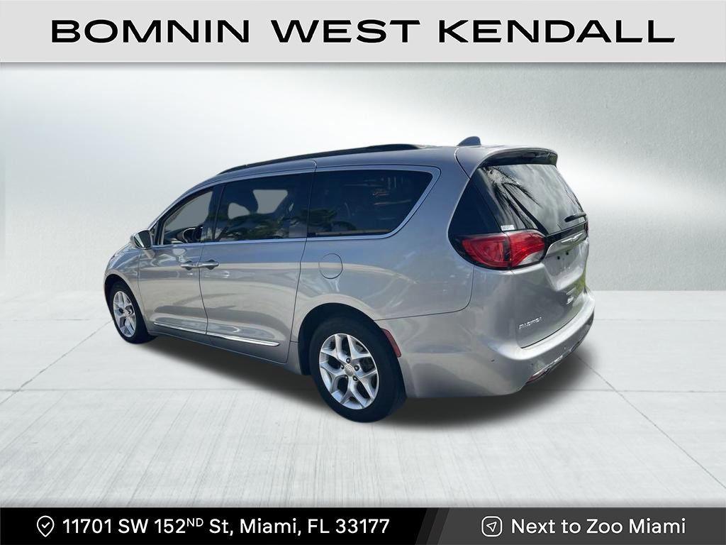 used 2017 Chrysler Pacifica car, priced at $9,990