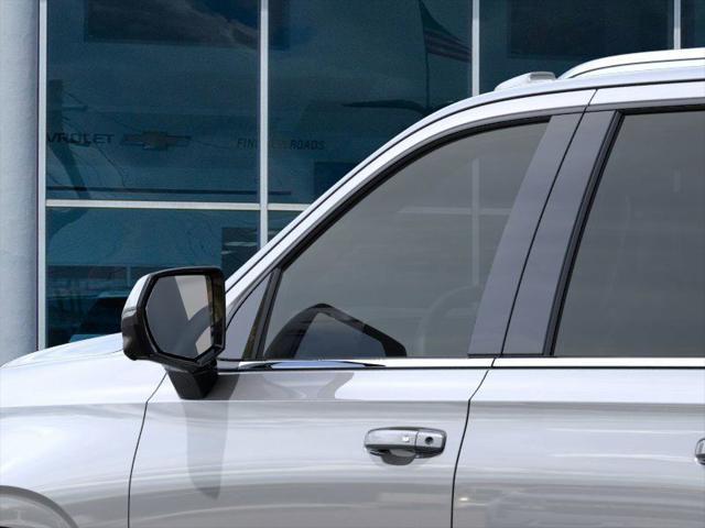 new 2025 Chevrolet Suburban car, priced at $67,123