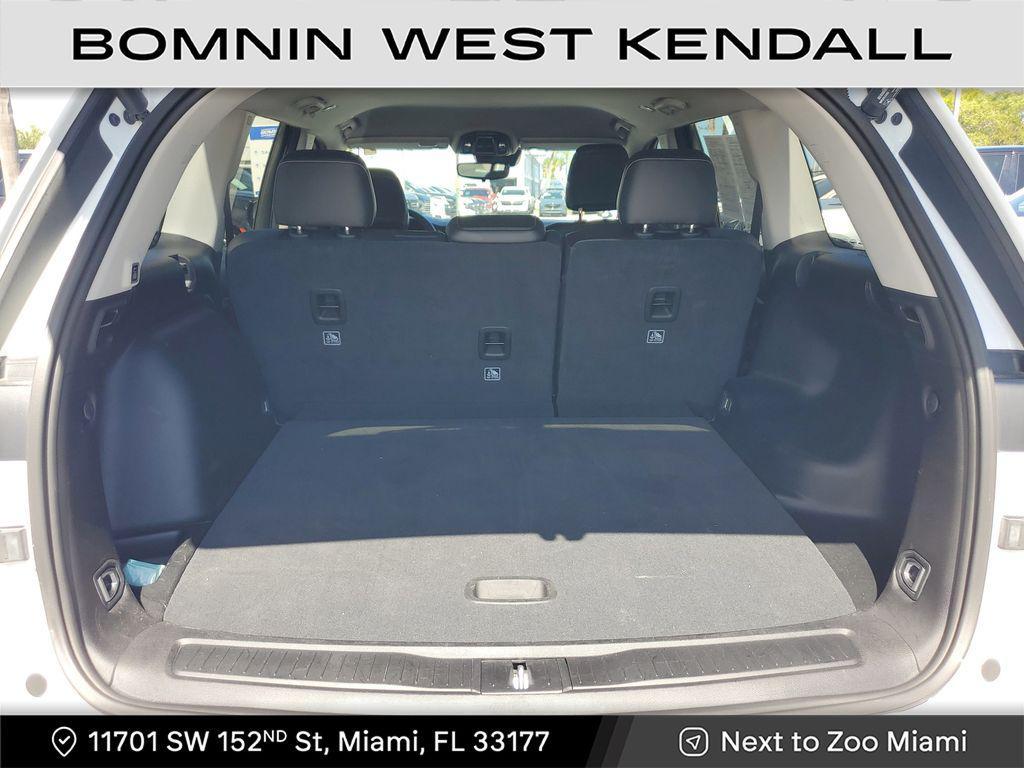 used 2023 Jeep Grand Cherokee car, priced at $29,990