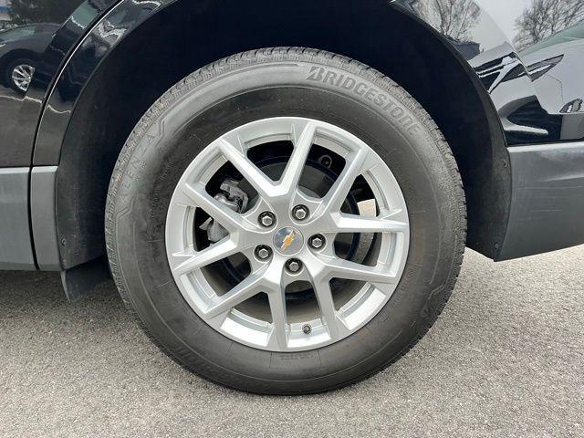 used 2022 Chevrolet Equinox car, priced at $25,989