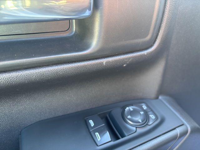 used 2024 Chevrolet Silverado 1500 car, priced at $28,821