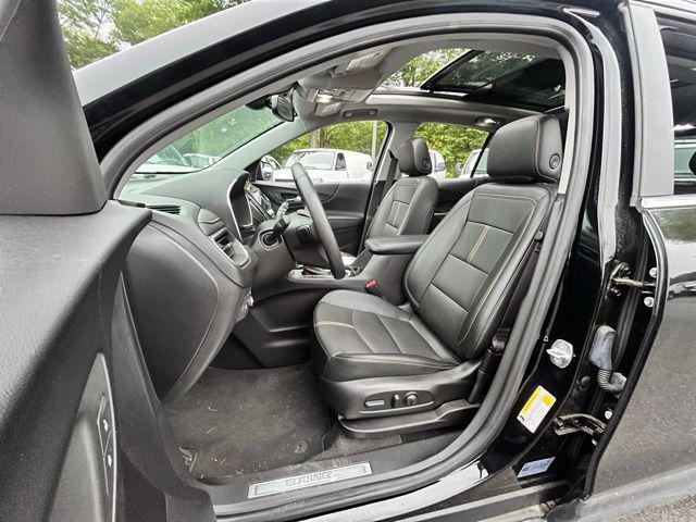 used 2023 Chevrolet Equinox car, priced at $34,988