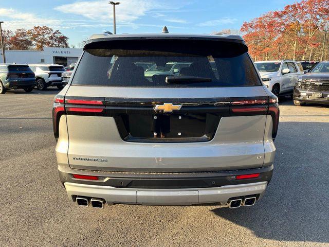 new 2024 Chevrolet Traverse car, priced at $39,395