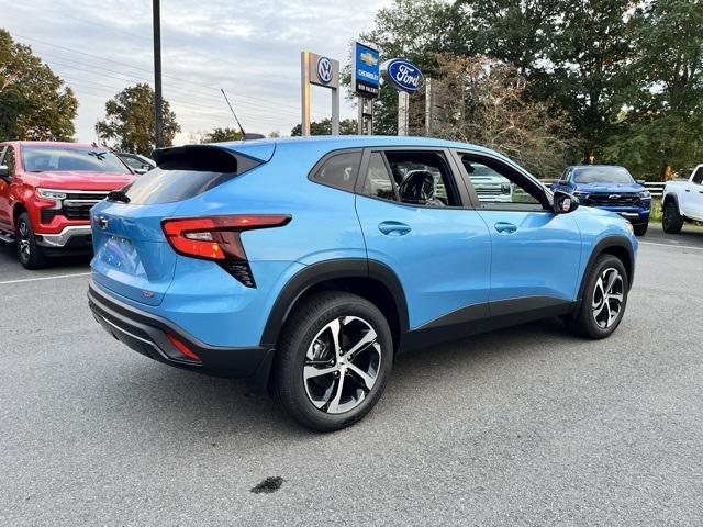 new 2025 Chevrolet Trax car, priced at $25,405